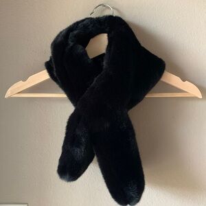 Black Faux Fur Stole Neck Warmer